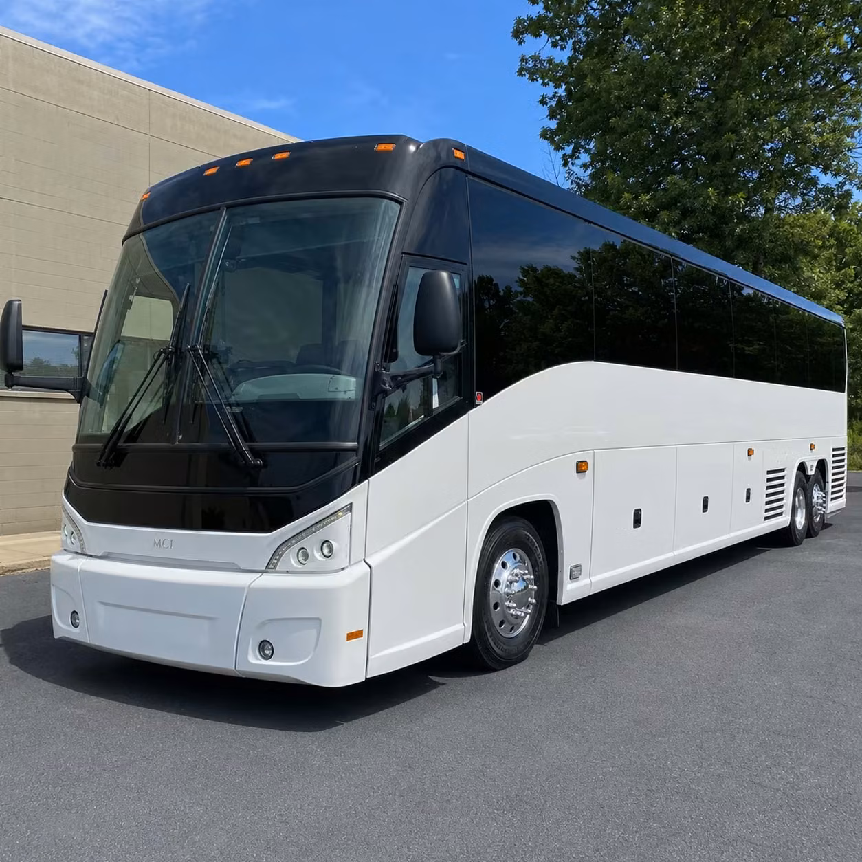 coachbussunrise com makes it possible to get your sunrise group to any cruise port in florida