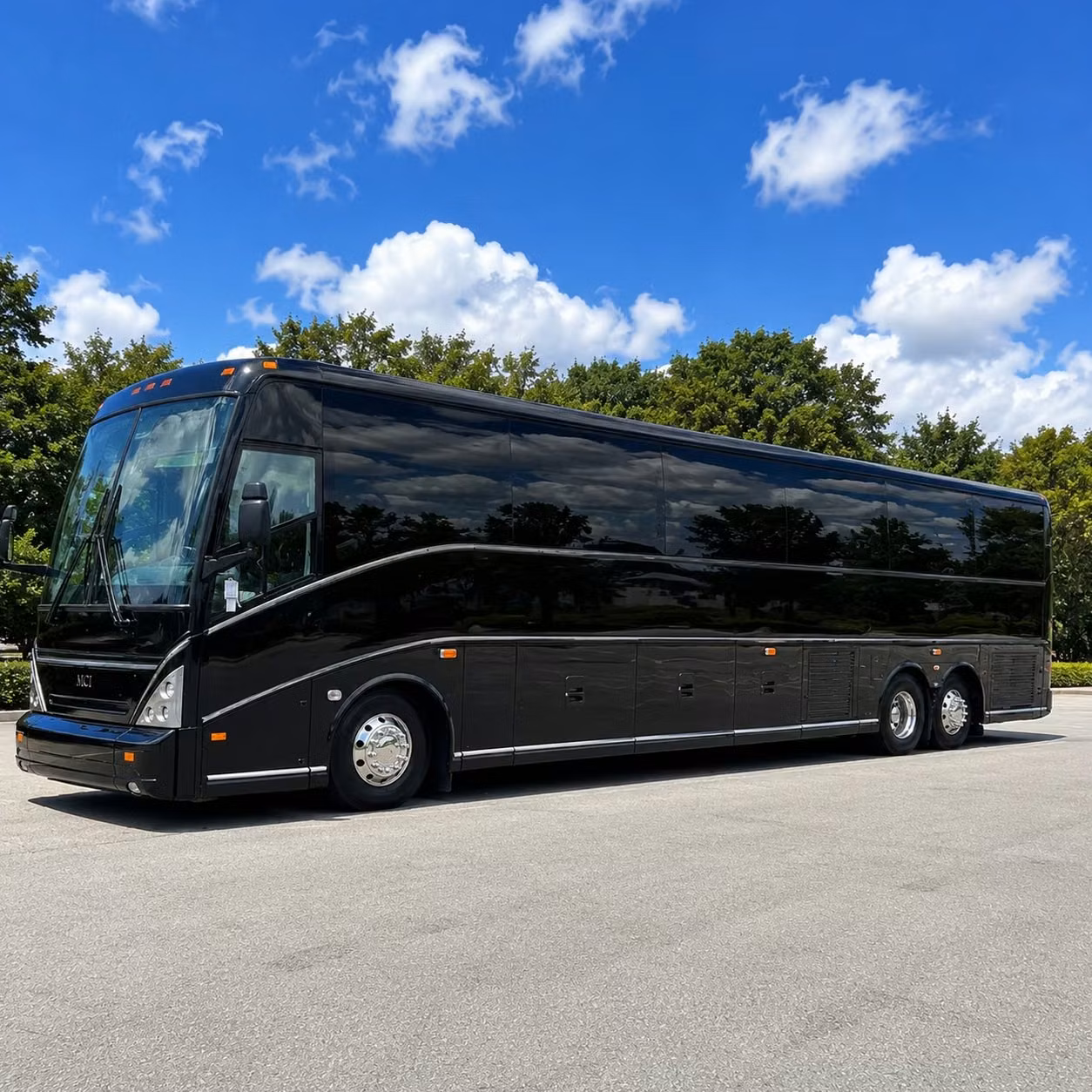 corporate sports and entertainment shuttles to amerant bank arena