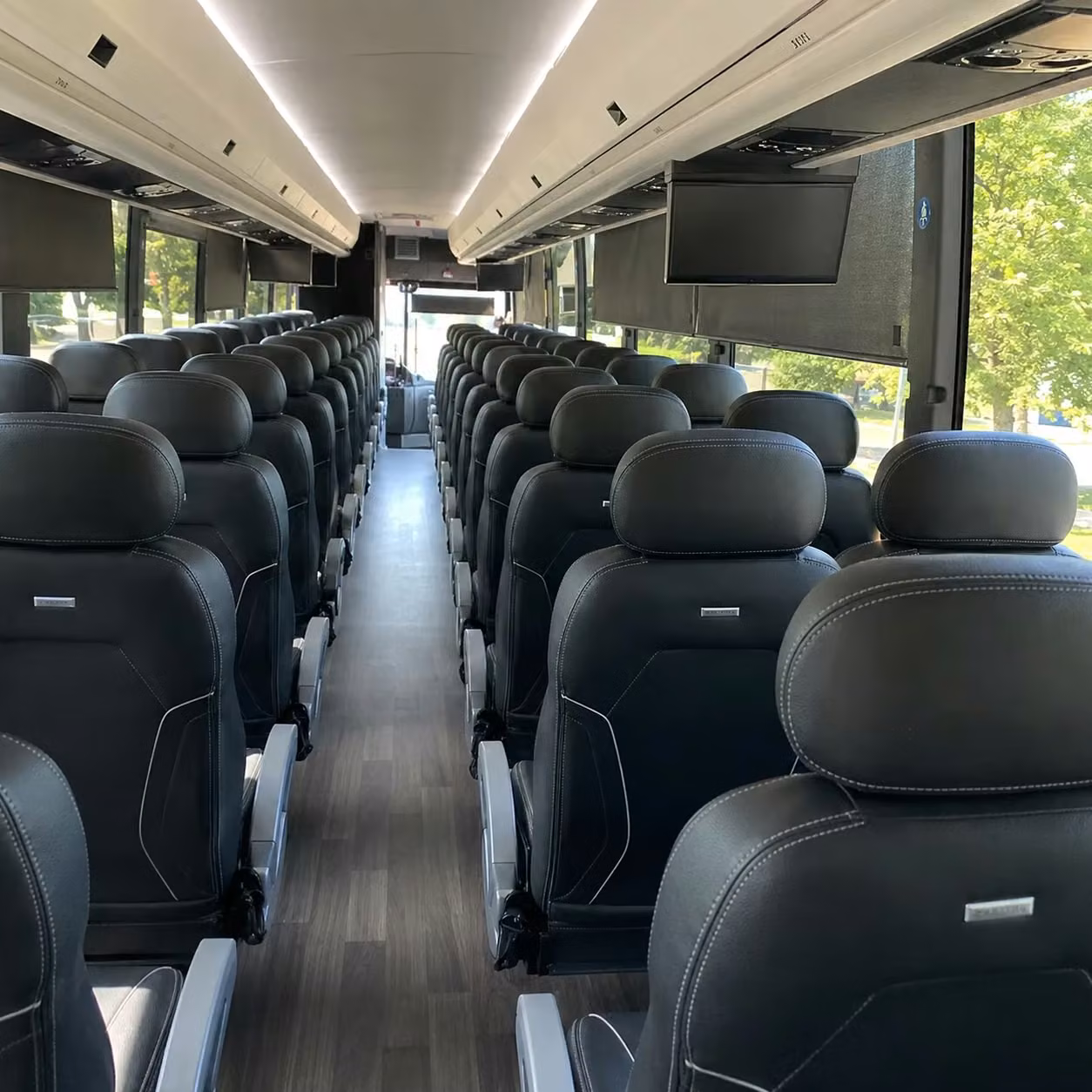 how the distance and duration of your trip affect charter bus rates in sunrise