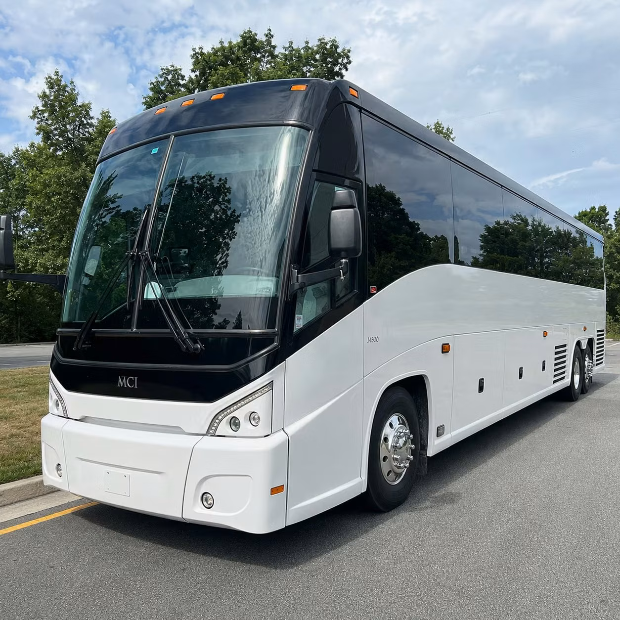 you re never limited to one company s schedule or fleet when you use coachbussunrise com